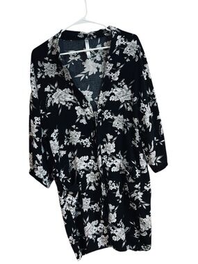 Spiritual Gangster Black And White Floral Kimono Size Medium Festival Boho
